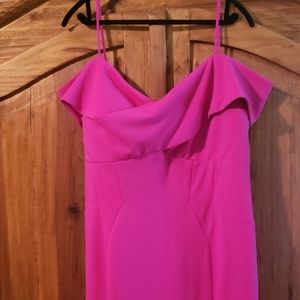 Nightway

Plus Size Portrait-Collar Scuba Gown